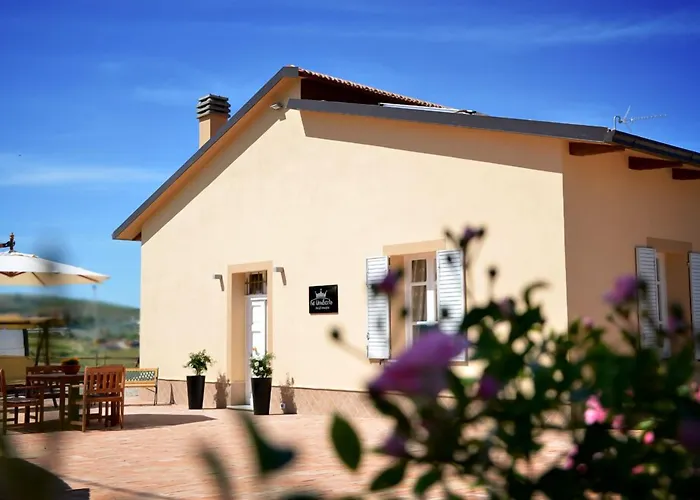 Re Umberto - Di Charme E Country Bed & Breakfast 4*