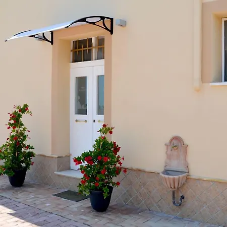 Re Umberto - Di Charme E Country Bed and breakfast San Salvo